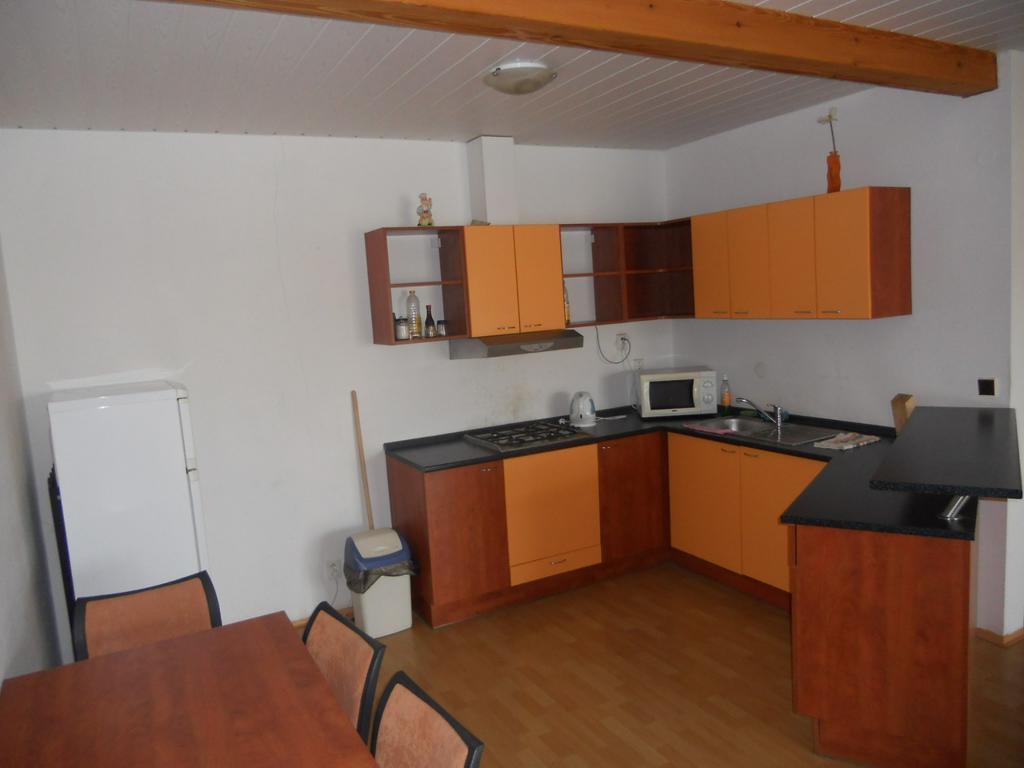 Penzion Kaplna Exterior photo